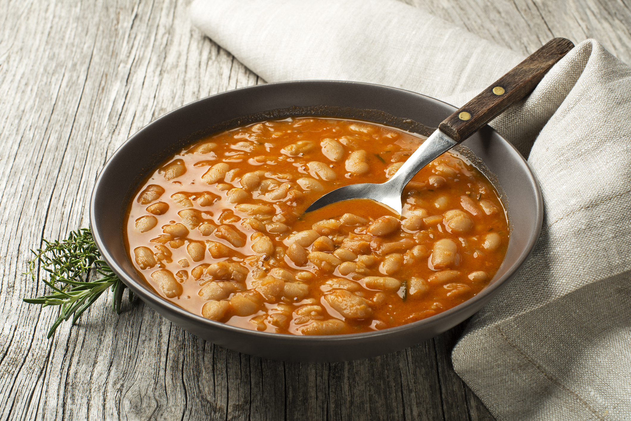 Prebranac pasulj recept – jednostavan i ukusan tradicionalni obrok