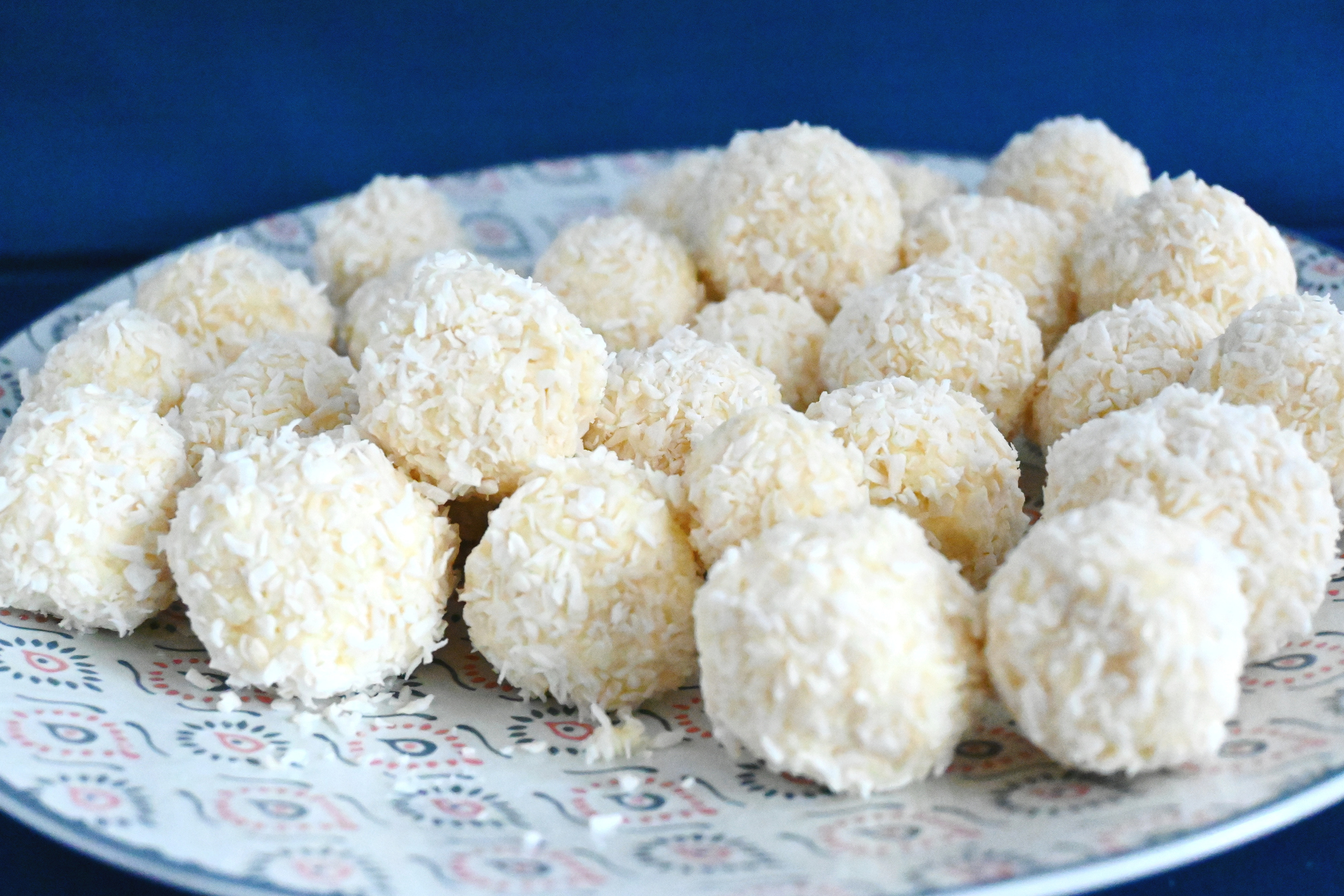 Rafaelo kuglice recept – brzi desert bez pečenja